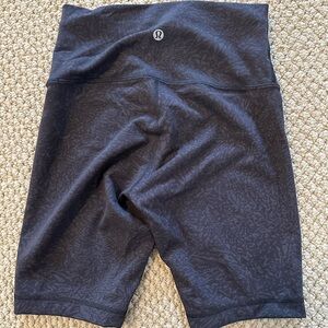 Lululemon biker shorts